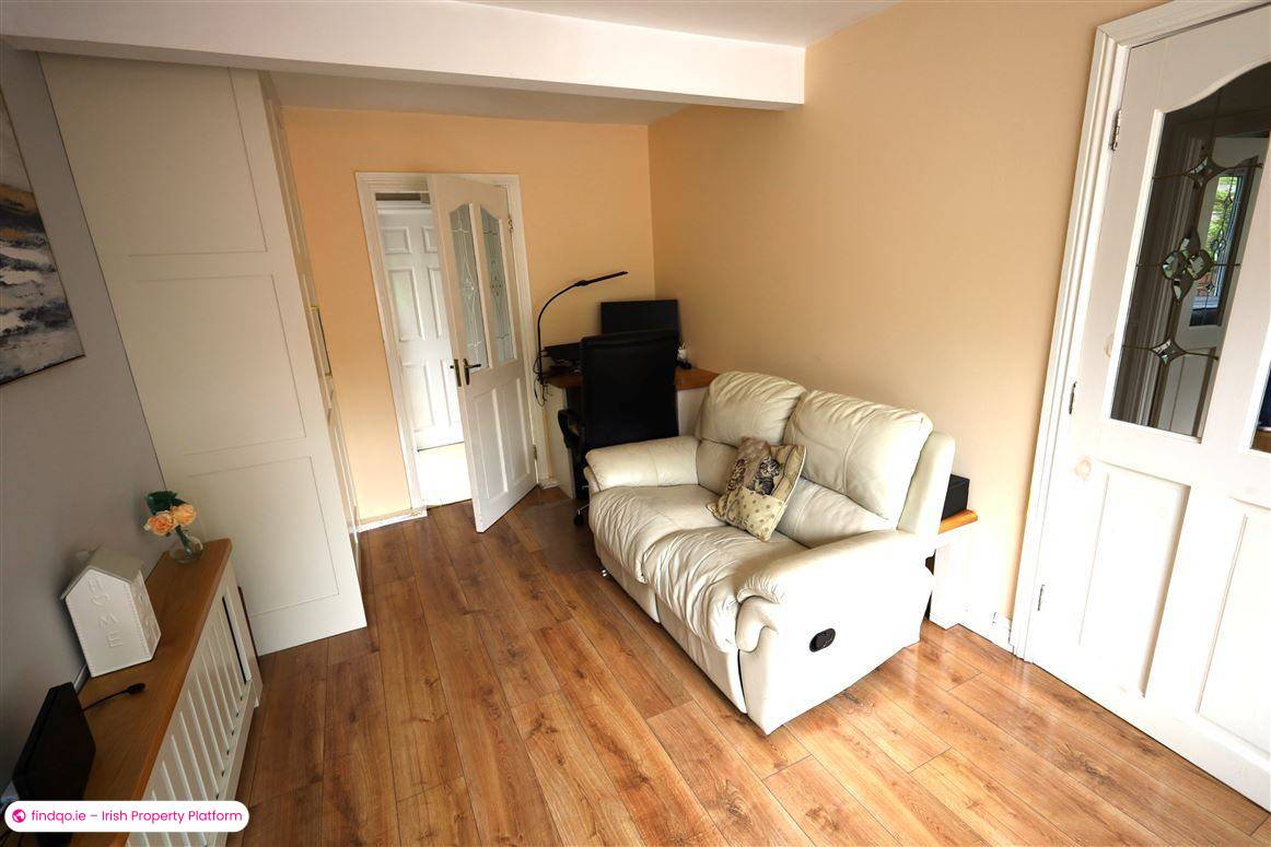 Semi-detached house for Sale in Passage West, Cork