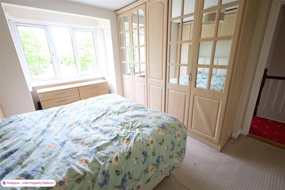 Semi-detached house for Sale in Passage West, Cork