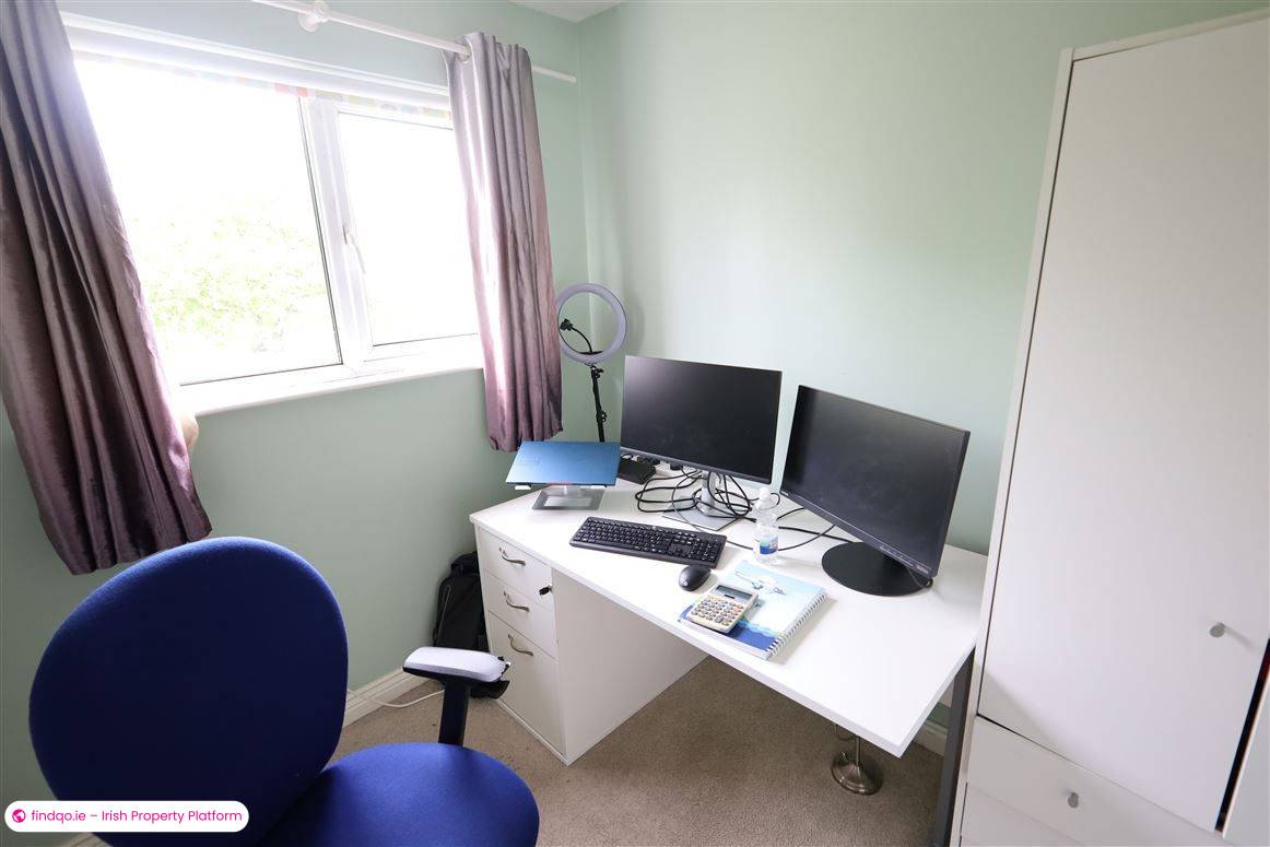 Semi-detached house for Sale in Passage West, Cork