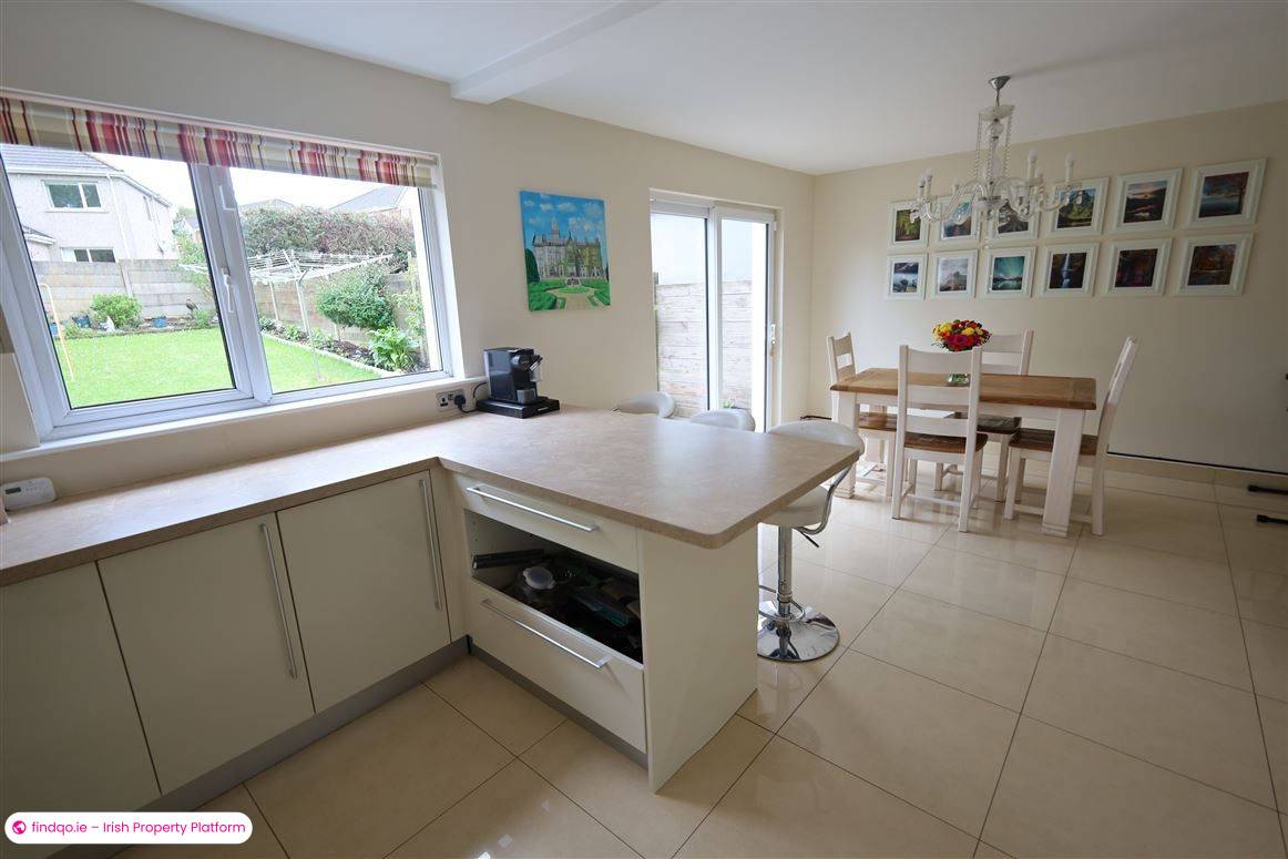Semi-detached house for Sale in Passage West, Cork