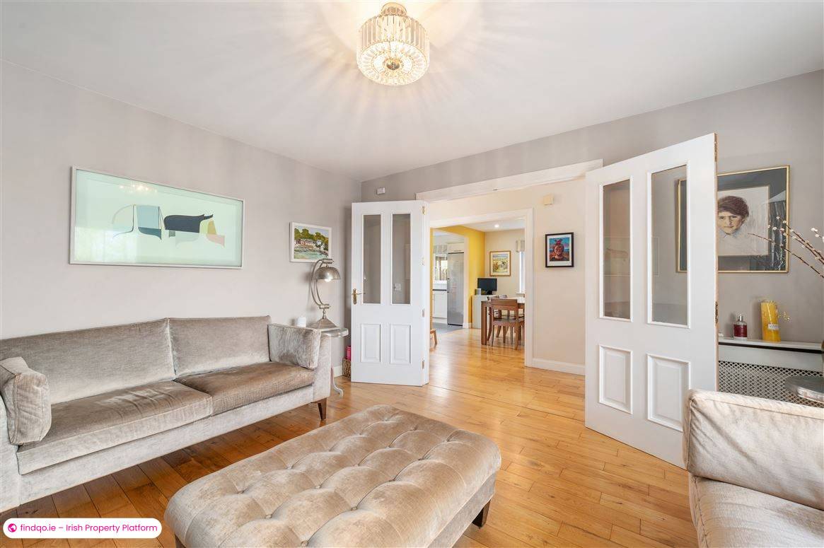 Detached house for Sale in Passage West, Cork