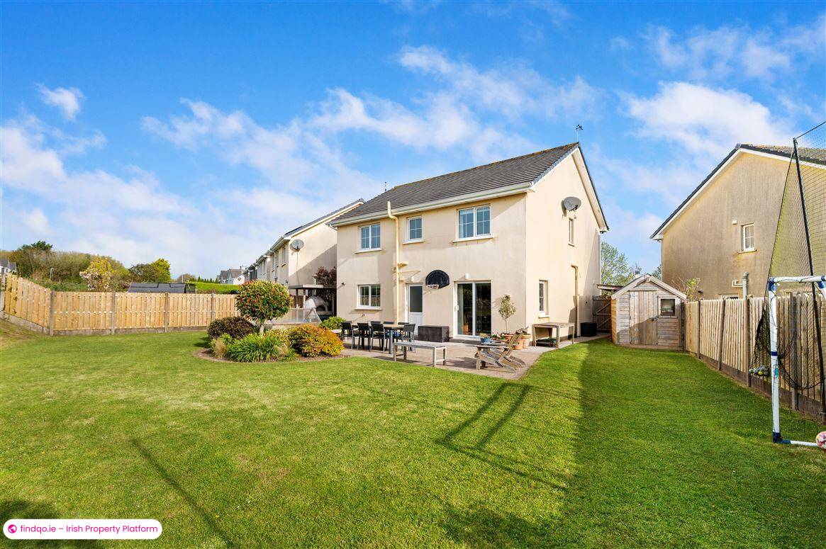 Detached house for Sale in Passage West, Cork
