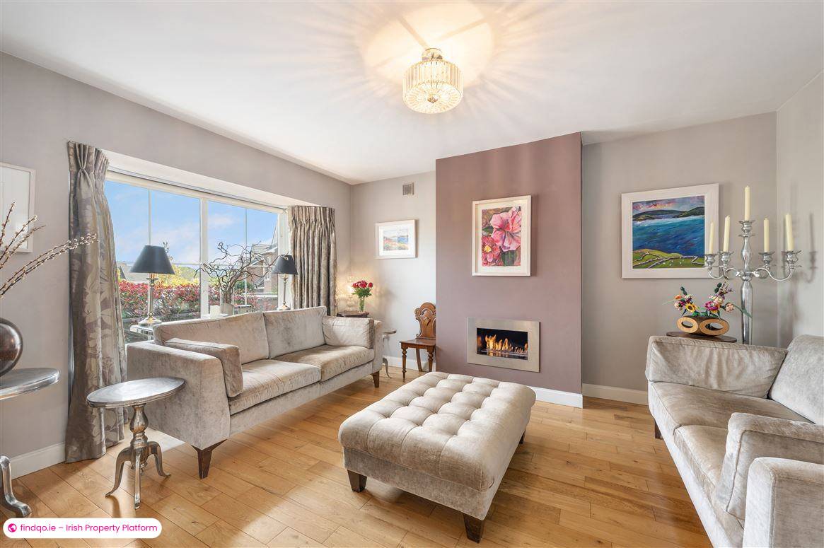 Detached house for Sale in Passage West, Cork