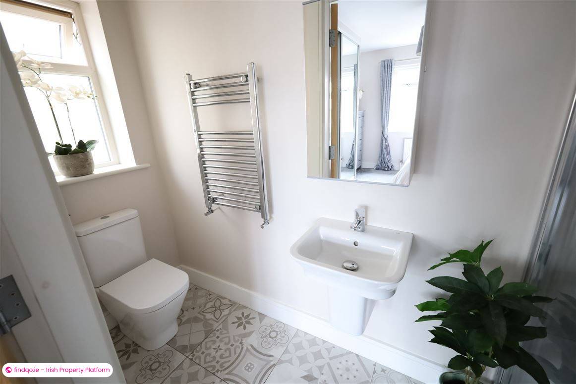 Semi-detached house for Sale in Carrigaline, Cork