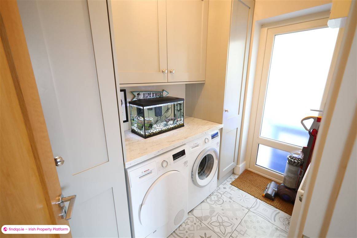 Semi-detached house for Sale in Carrigaline, Cork