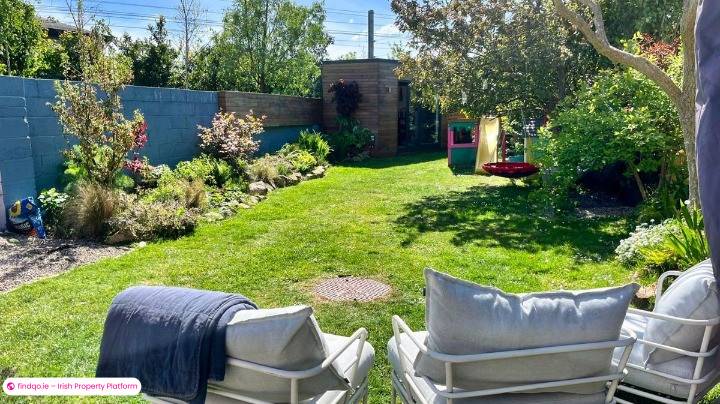 End of terrace house for Sale in Sutton, Dublin 13