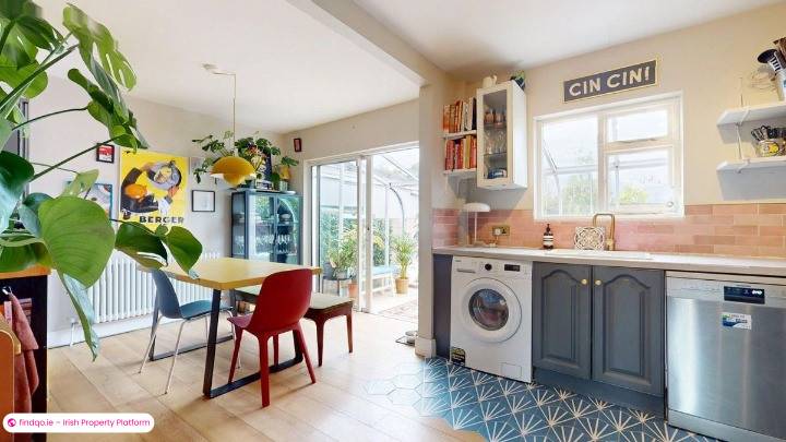 End of terrace house for Sale in Sutton, Dublin 13