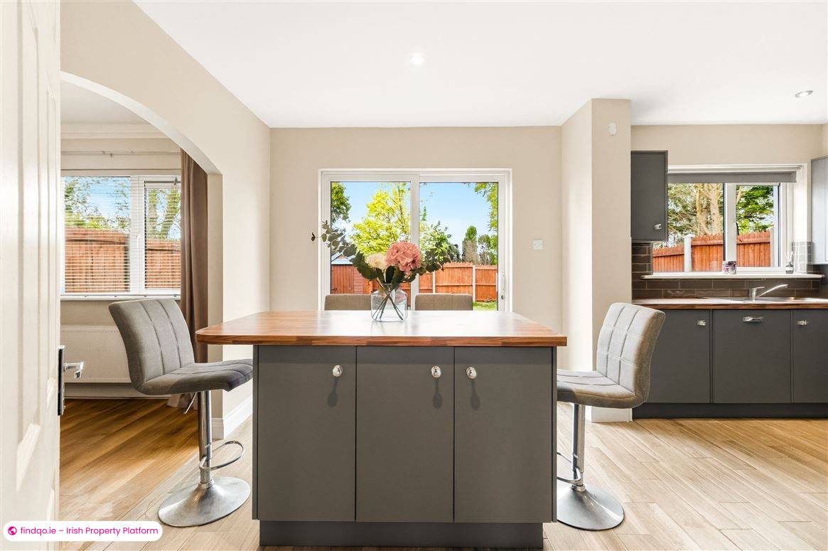 Semi-detached house for Sale in Glanmire, Cork
