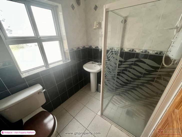 Detached house for Sale in Drumshanbo, Leitrim