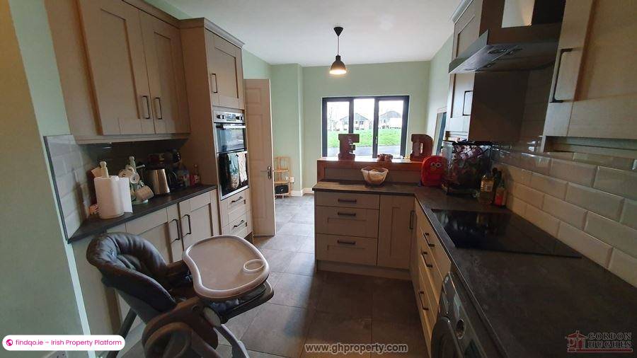 Terraced house for Sale in Carrick-on-Shannon, Leitrim