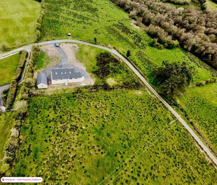 Detached house for Sale in Carrigallen, Leitrim