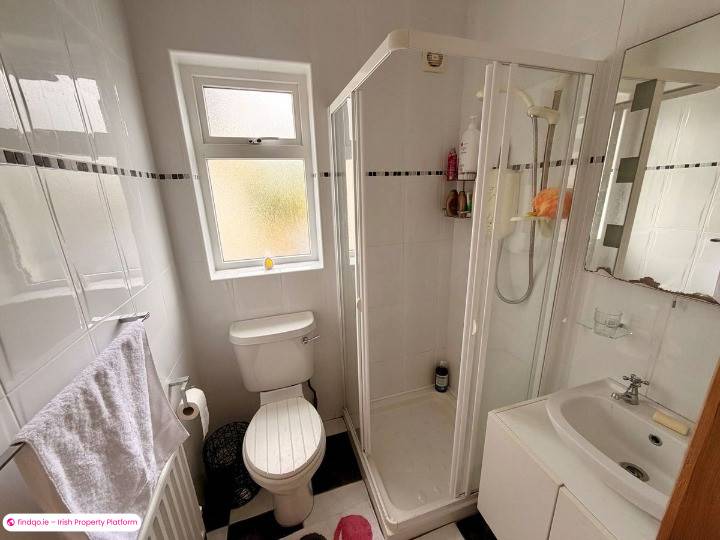 Detached house for Sale in Carrigallen, Leitrim