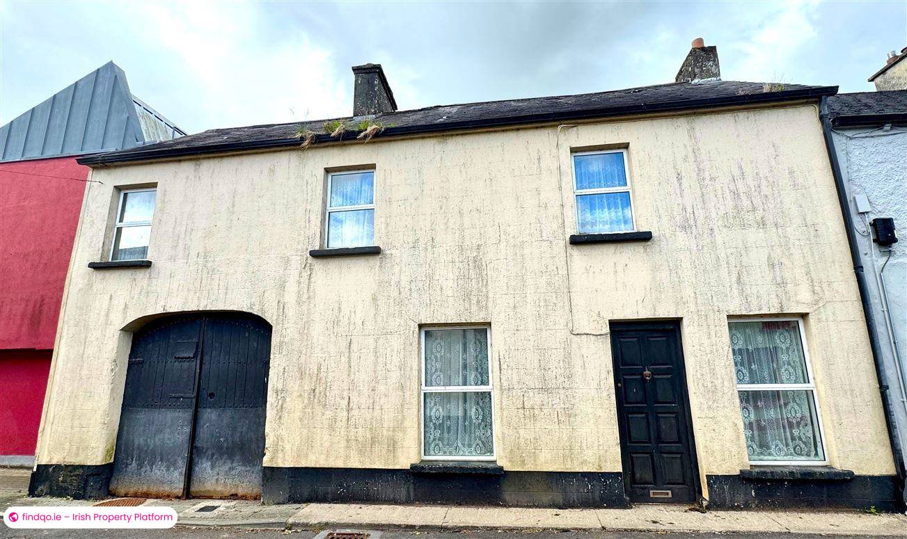 Terraced house for Sale in Ballinamore, Leitrim