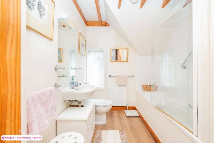 Detached house for Sale in Dunmore East, Waterford