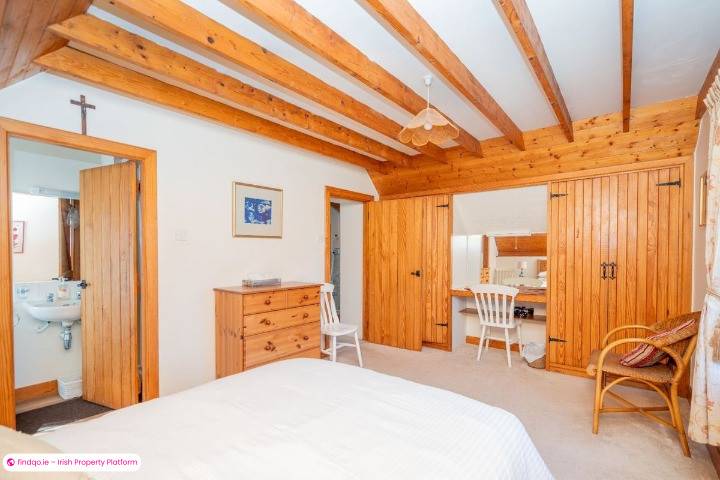 Detached house for Sale in Dunmore East, Waterford