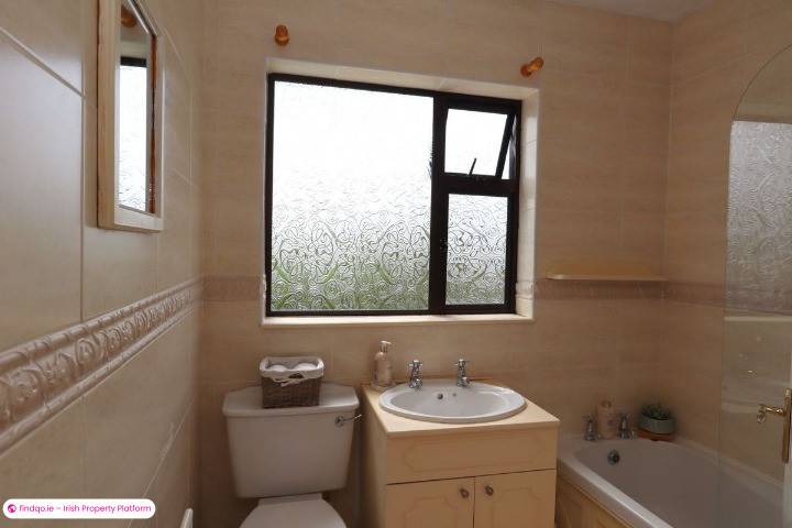 Semi-detached house for Sale in Drogheda, Louth