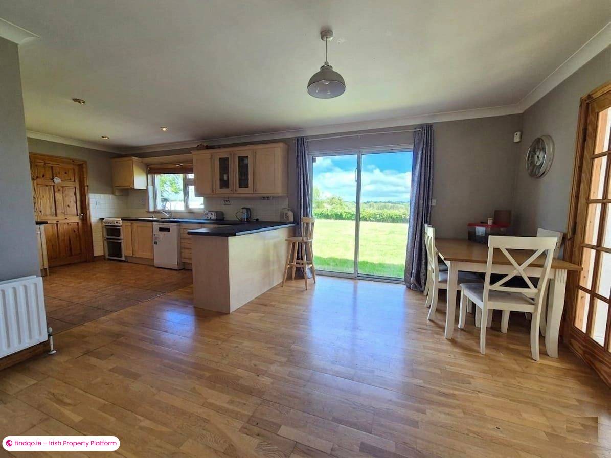 Bungalow for Sale in Killucan, Westmeath