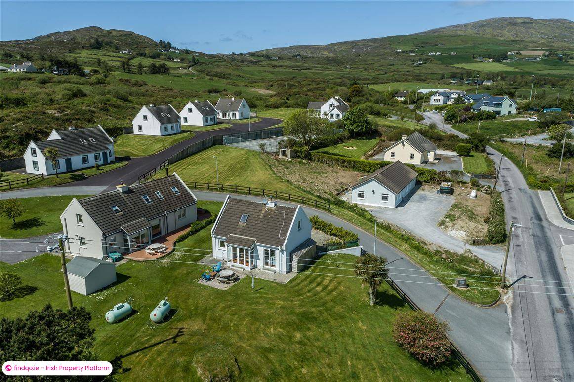 Detached house for Sale in Goleen, Cork