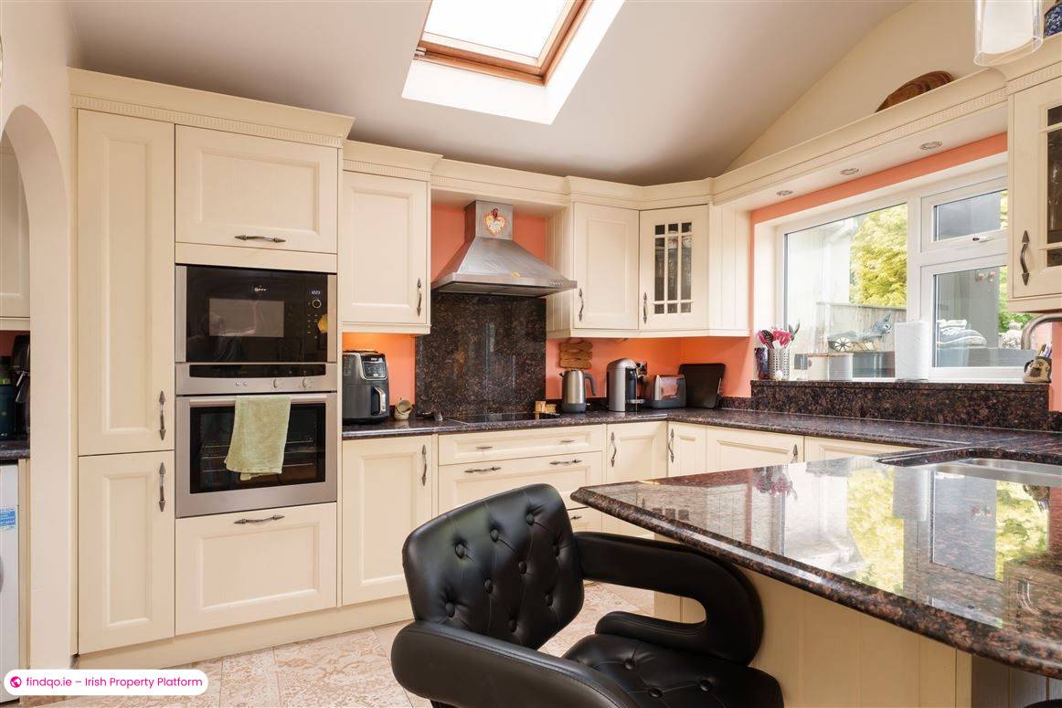 Detached house for Sale in Knocklyon, Dublin 16