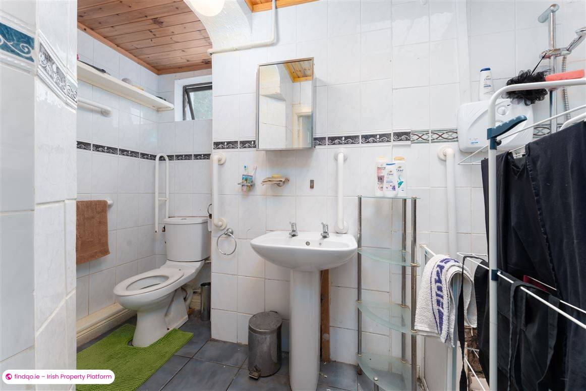 End of terrace house for Sale in Drimnagh, Dublin 12