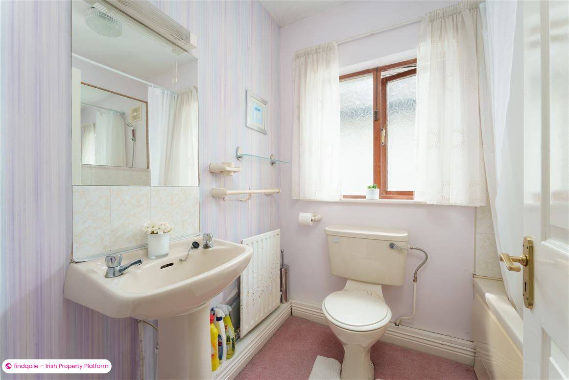 Detached house for Sale in Willbrook, Dublin 14