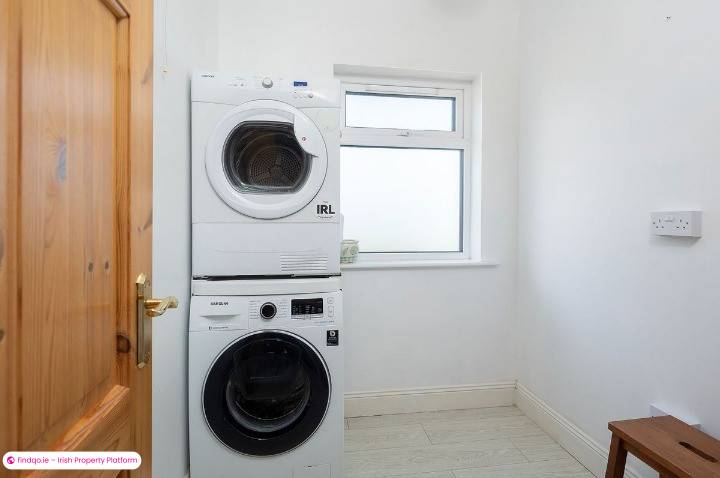 Detached house for Sale in Ballycotton, Cork