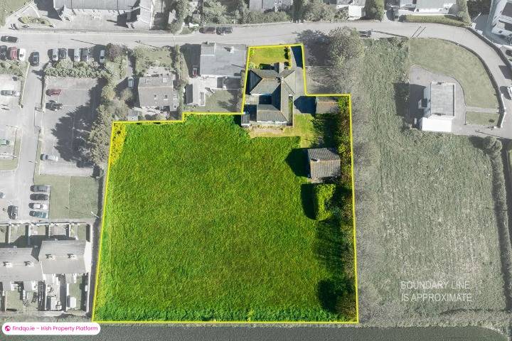 Detached house for Sale in Ballycotton, Cork