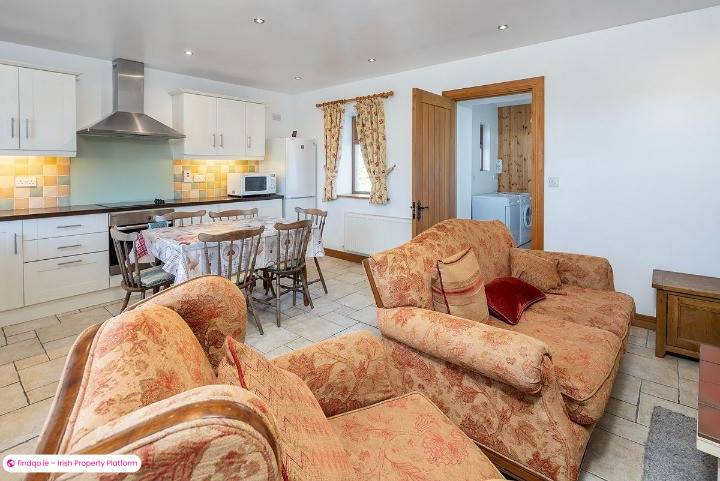 Semi-detached house for Sale in Ballycotton, Cork