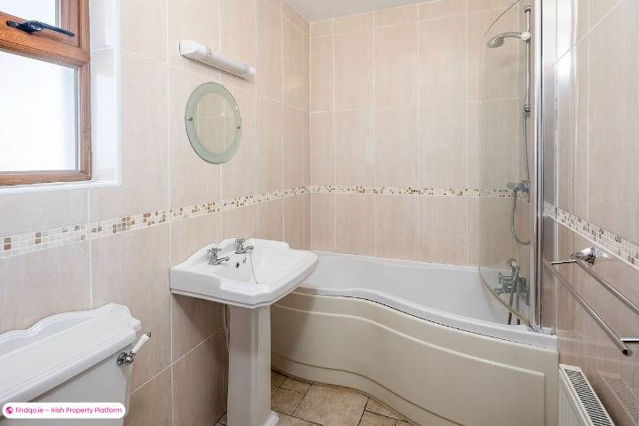 Semi-detached house for Sale in Ballycotton, Cork