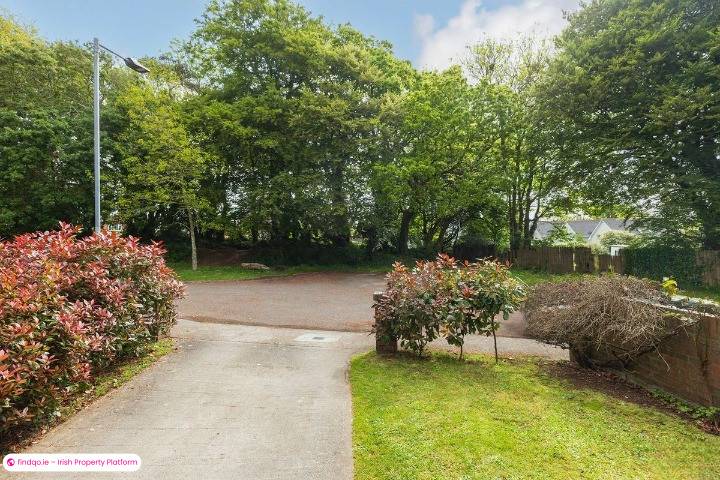 Semi-detached house for Sale in Whitegate, Cork
