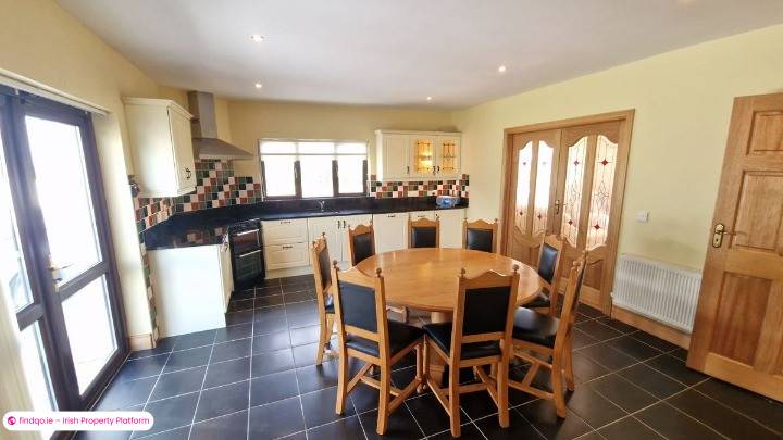 Detached house for Sale in Castlerea, Roscommon