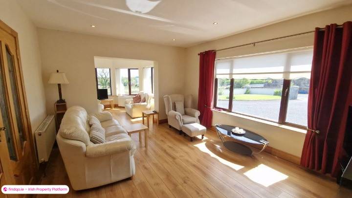 Detached house for Sale in Castlerea, Roscommon