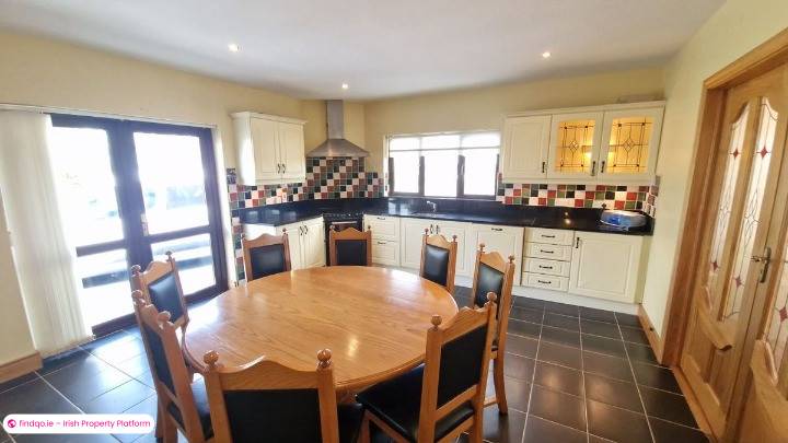 Detached house for Sale in Castlerea, Roscommon