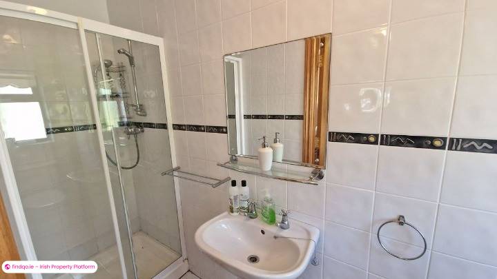 Detached house for Sale in Castlerea, Roscommon
