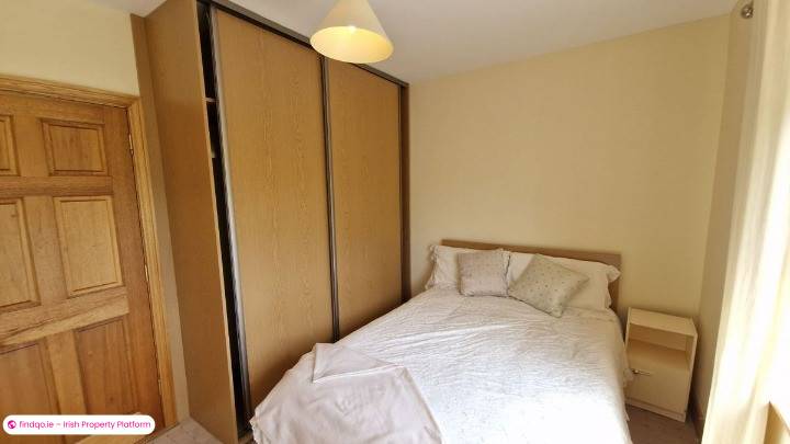 Detached house for Sale in Castlerea, Roscommon