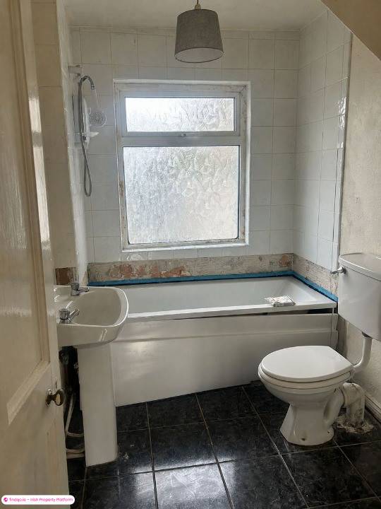 Terraced house for Sale in Foynes, Limerick