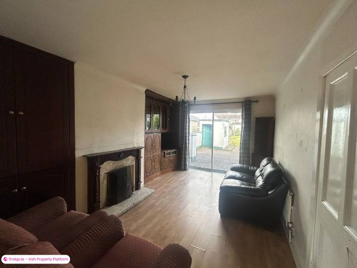 Terraced house for Sale in Foynes, Limerick