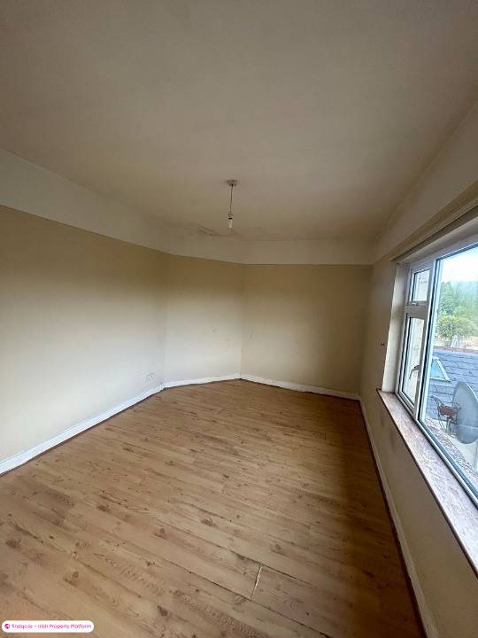 Terraced house for Sale in Foynes, Limerick
