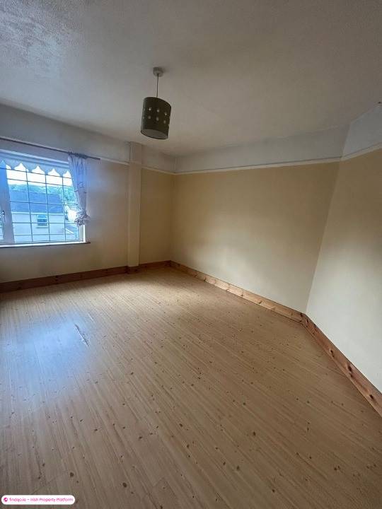 Terraced house for Sale in Foynes, Limerick