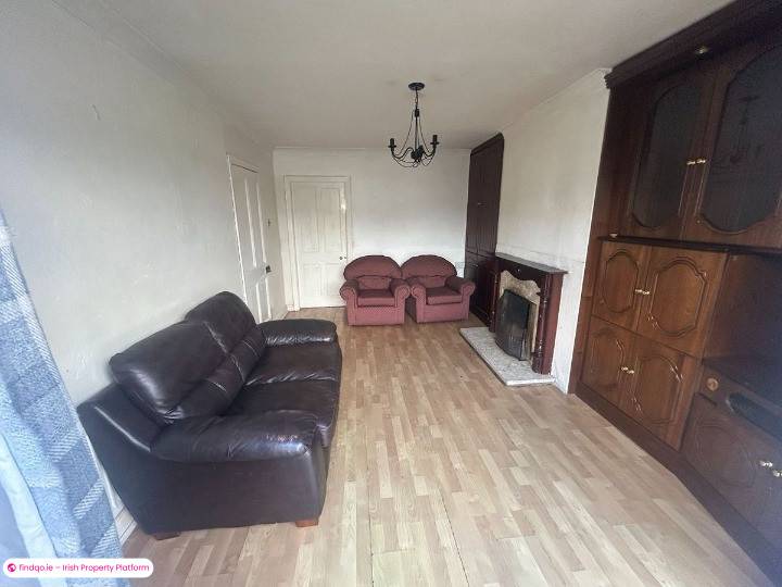 Terraced house for Sale in Foynes, Limerick