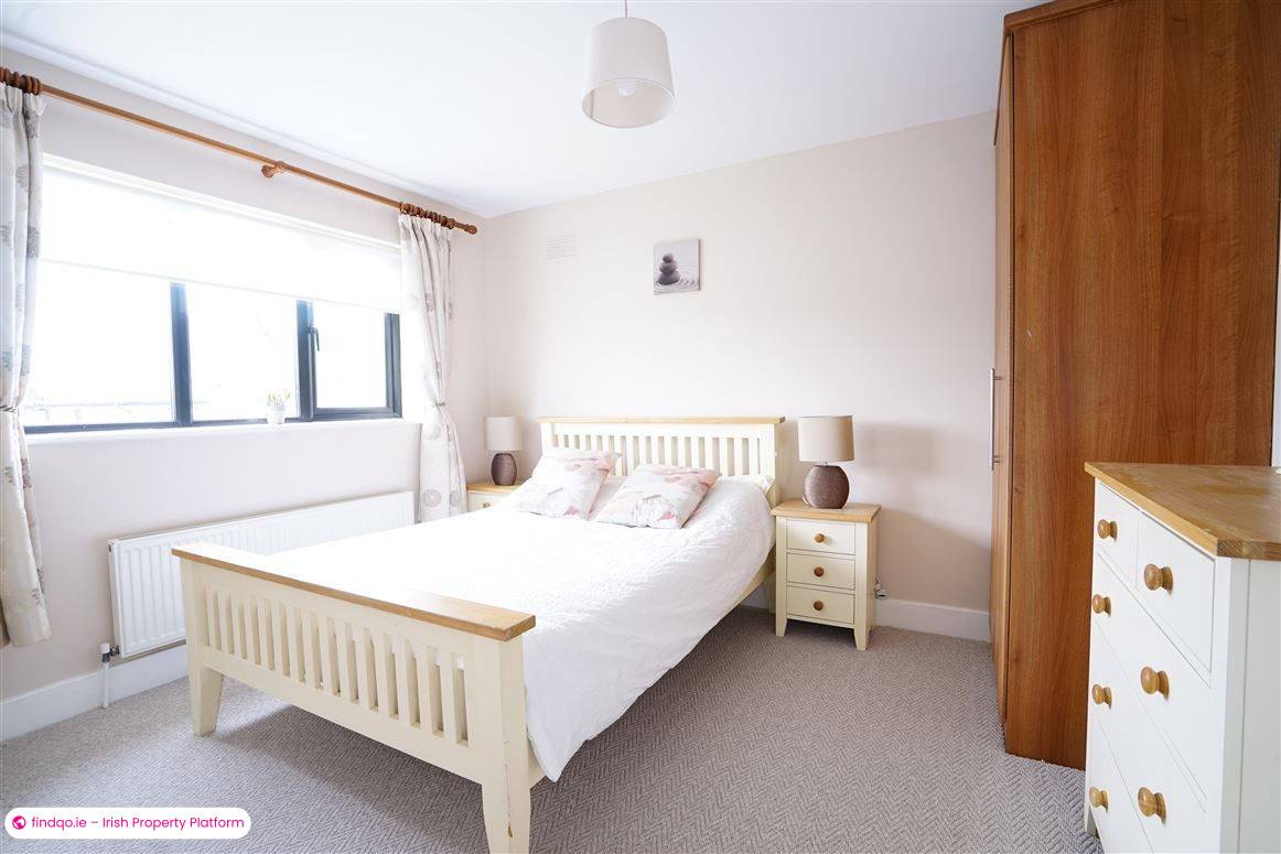 Detached house for Sale in Waterford City Centre, Waterford