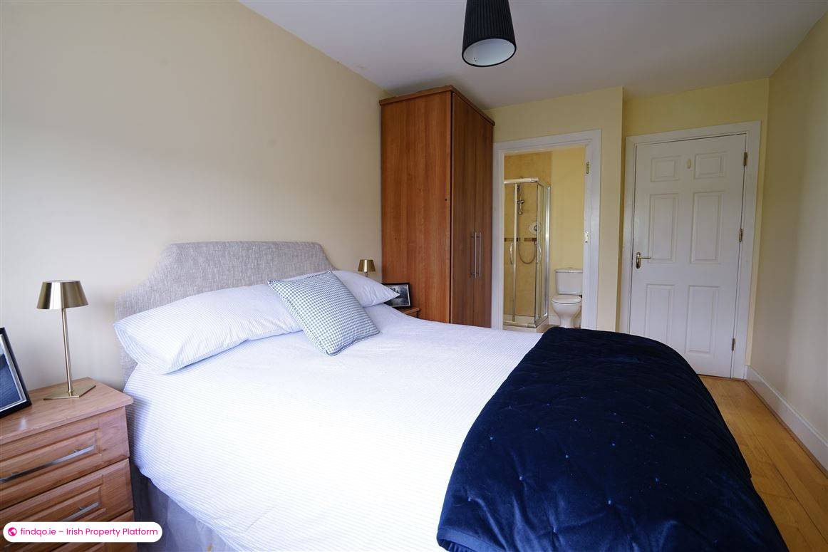 Detached house for Sale in Waterford City Centre, Waterford