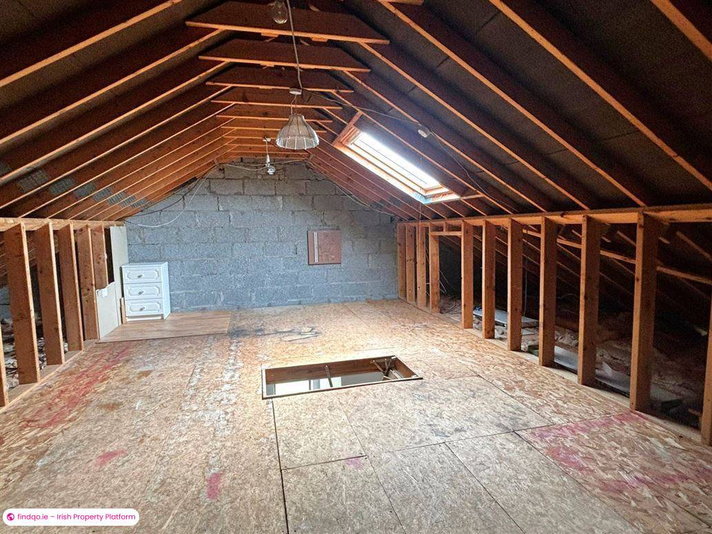 Semi-detached house for Sale in Slieverue, Kilkenny