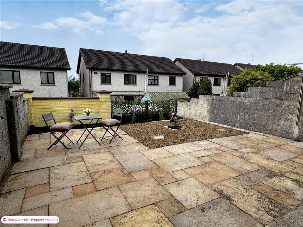 Semi-detached house for Sale in Slieverue, Kilkenny