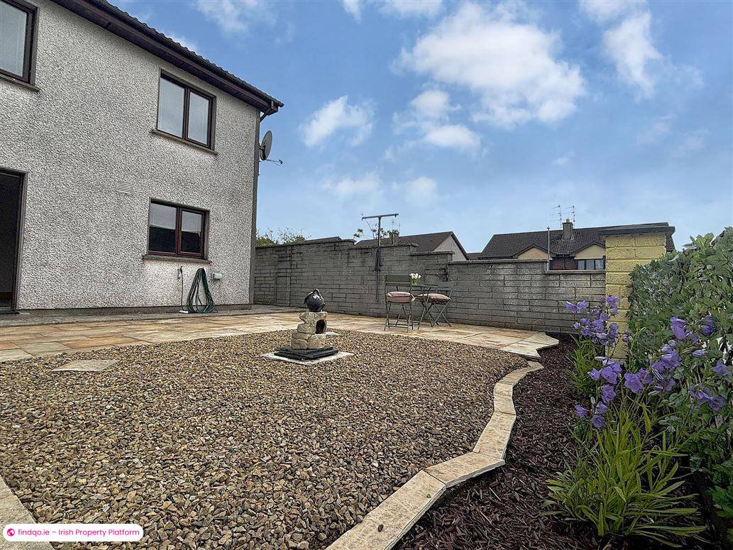 Semi-detached house for Sale in Slieverue, Kilkenny