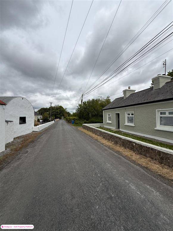 Detached house for Sale in Kilmovee, Mayo