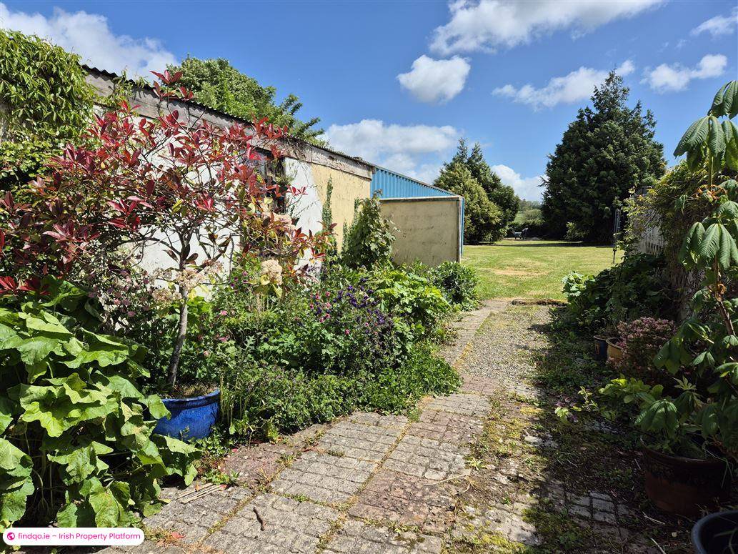 Semi-detached house for Sale in Moone, Kildare