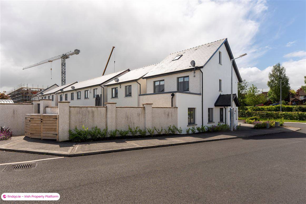 Semi-detached house for Sale in Castletroy, Limerick