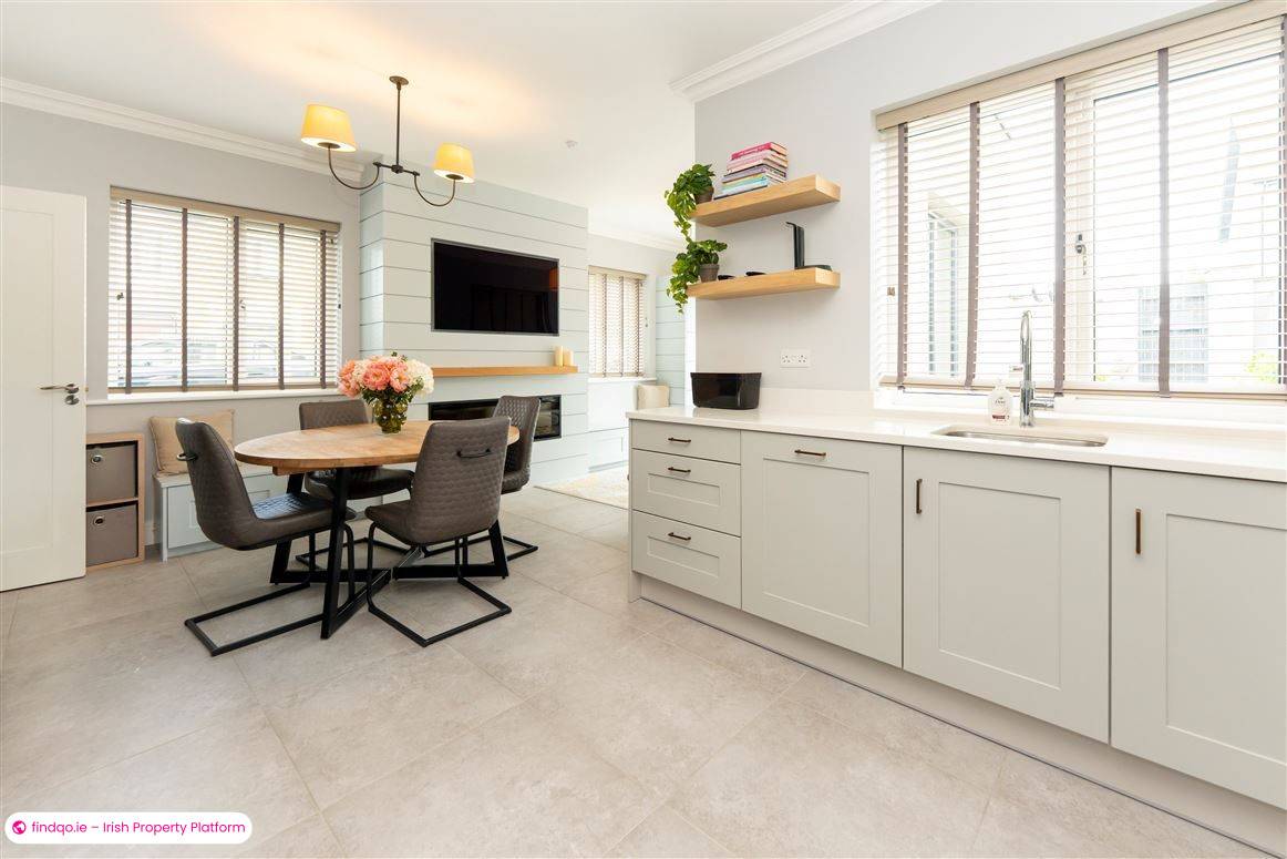 Semi-detached house for Sale in Castletroy, Limerick