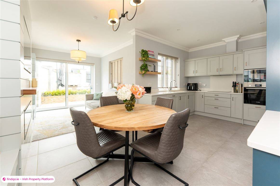 Semi-detached house for Sale in Castletroy, Limerick